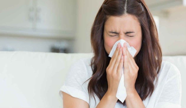 Triancinolona intranasal 
